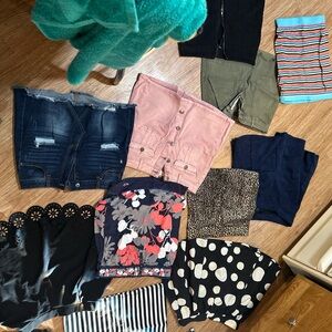 Lot of skirts sum new all size medium